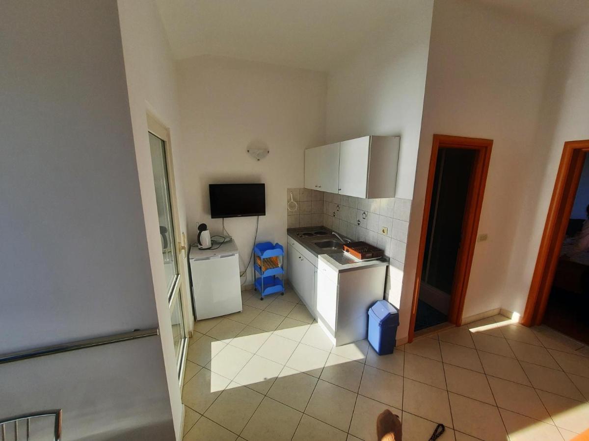Apartments Rose Lokva Rogoznica Zewnętrze zdjęcie